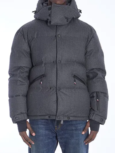 Moncler Krun Short Down Jacket In Grey