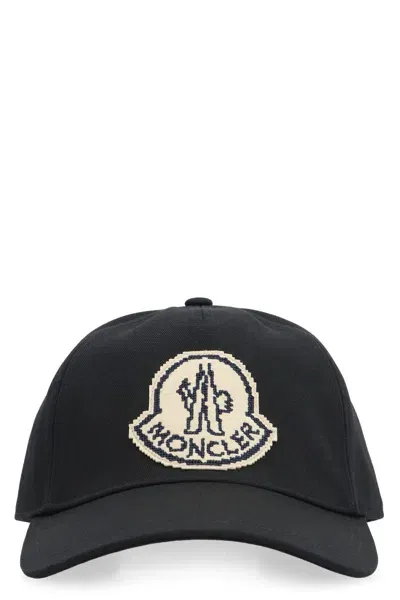 Moncler Logo Baseball Cap In Black