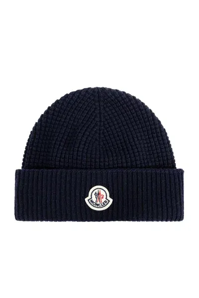 Moncler Logo Patch Beanie In Navy