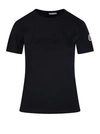 Moncler Logo Patch Crewneck T In Black