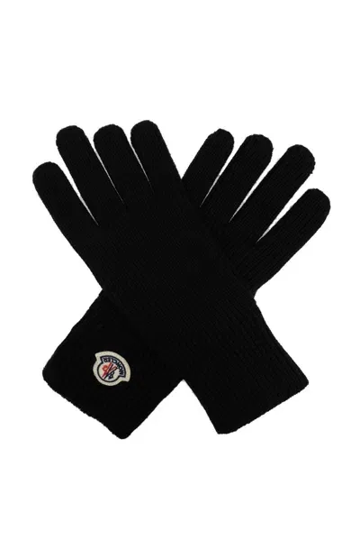 Moncler Logo Patch Knit Gloves In Black