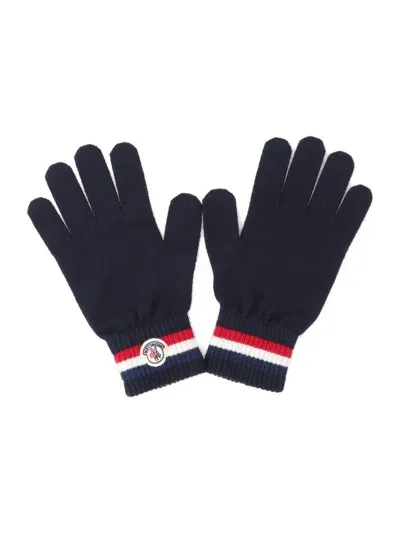 Moncler Logo Patch Knitted Gloves In Black