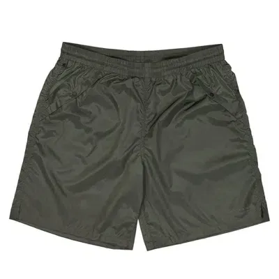 Moncler Logo Patch Wim Shorts In Green