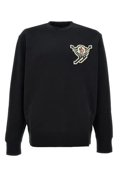 Moncler Men Logo Patch Sweatshirt In Black