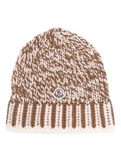 Moncler Wool Beanie In Medium Beige