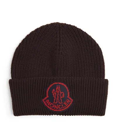 Moncler Wool Ribbed Logo Beanie In Brown