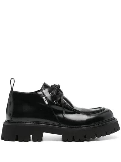 Moschino Leather Derby Shoes In Negro