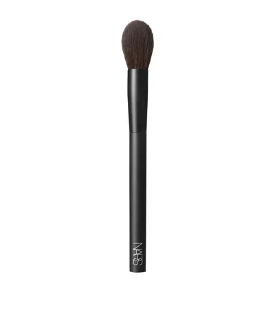 Nars #15 Precision Powder Brush In White