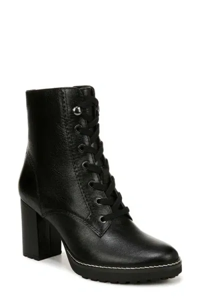 Naturalizer Callie Bootie In Black,black Leather