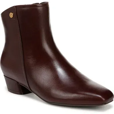 Naturalizer Raffee Bootie In Wine Leather