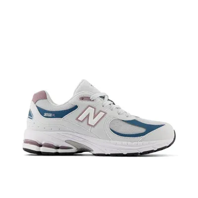 New Balance Kinder 2002 In Quartz Grey/ice Wine