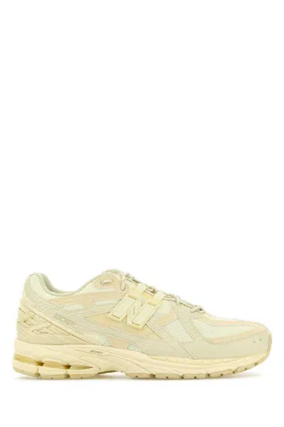 New Balance Sneakers In Nude & Neutrals