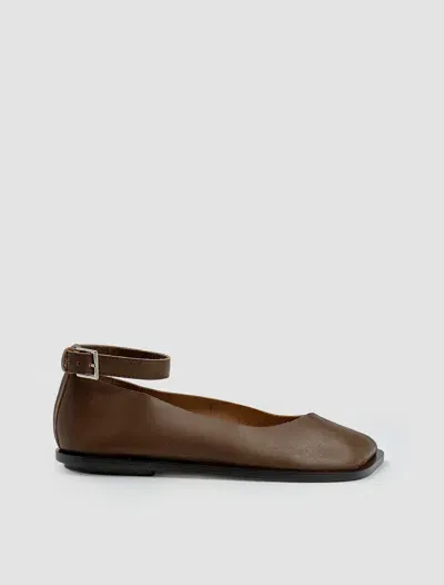 Niccolò Pasqualetti Asymmetric-toe Leather Ballerina Shoes In Brown