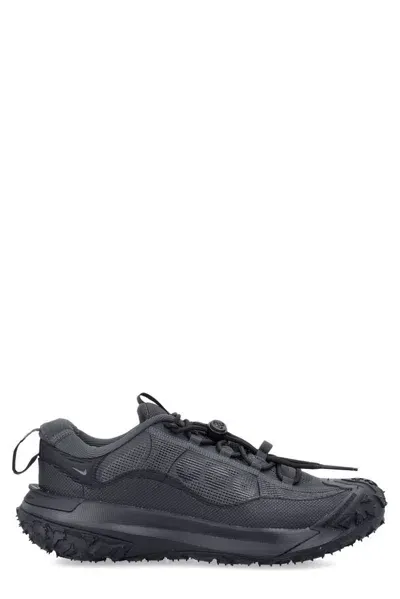 Nike Acg Mountain Fly 2 Low Sneakers In Black