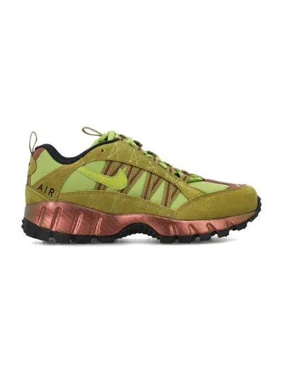 Nike Air Humara Sneaker In Pacific Moss/pear Dark Pony