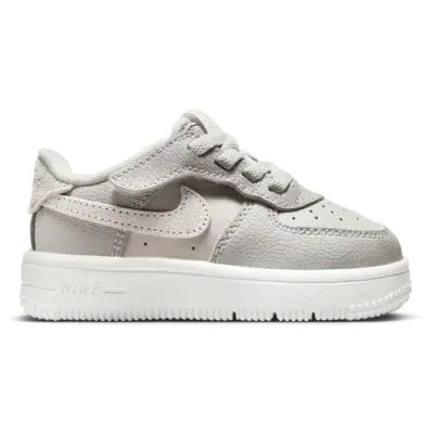 Nike Boys   Air Force 1 Low Easyon Lv8 5 In White/bone