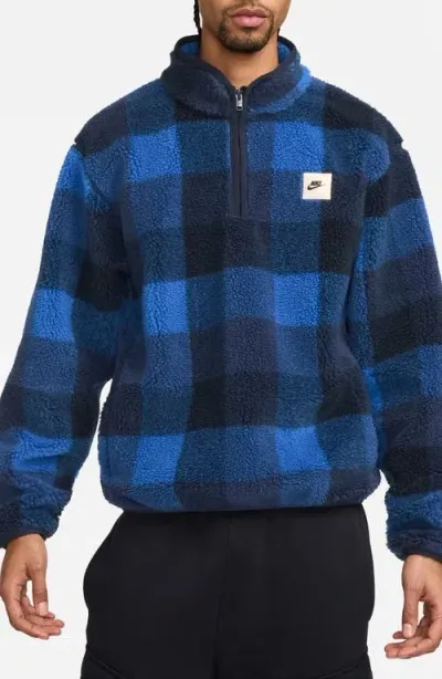 Nike Club Plaid Therma-fit Fleece Half Zip Pullover In Dark Obsidian/game Royal