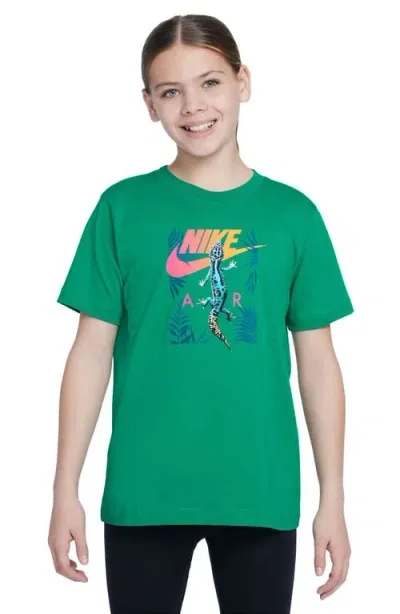 Nike Kids' Sportswear Amphibian Graphic T-shirt In Stadium Green