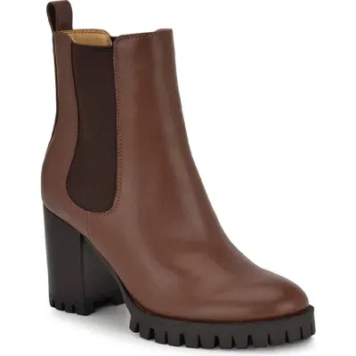 Nine West Kort Platform Chelsea Boot In Medium Brown