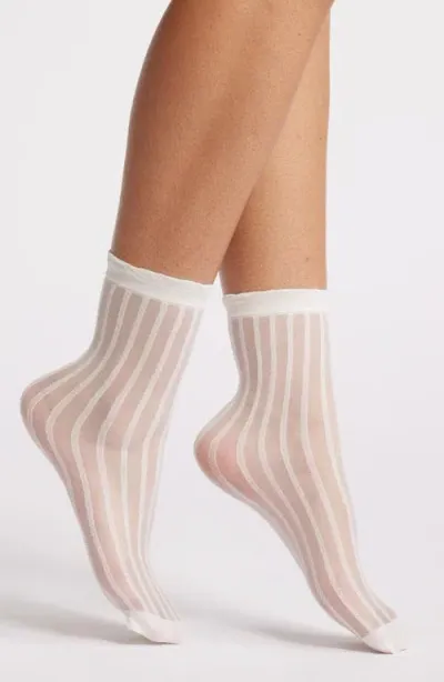 Nordstrom Sheer Stripe Ankle Socks In Ivory Egret