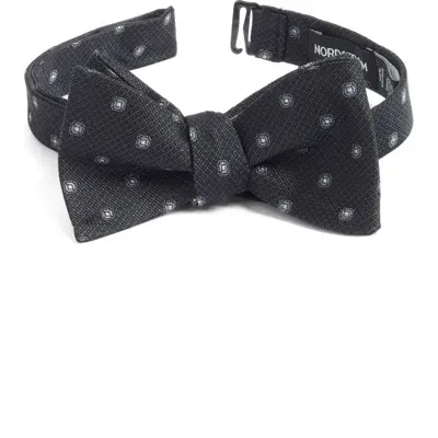 Nordstrom Silk Bow Tie In Black