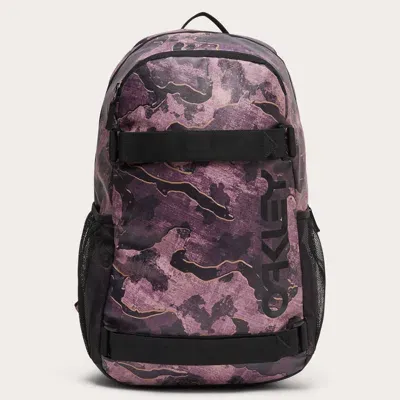 Oakley Mann The Freshman Skate Backpack In Metal Camo Toadstool