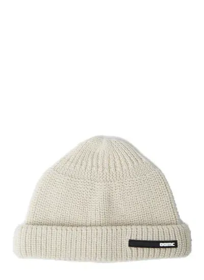 Oamc Peak Beanie Hat In White