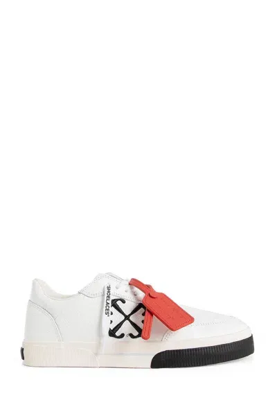 Off-white Sneakers