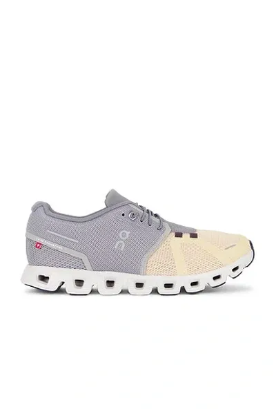 On Cloud 5 Sneaker In Fog & Savannah