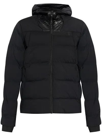 On Running Challenger Puffer Jacket In Black