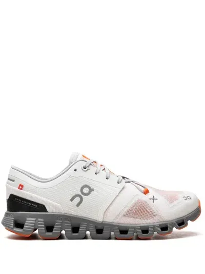 On Running Cloud X 3 "ivory/alloy" Sneakers In Weiss