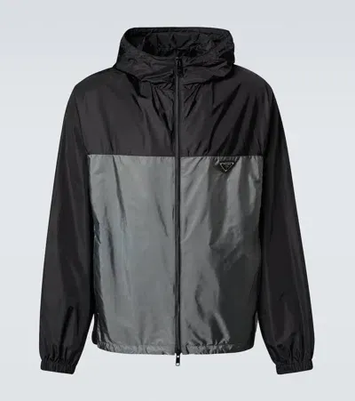 Prada Jacke Aus Re-nylon In Black