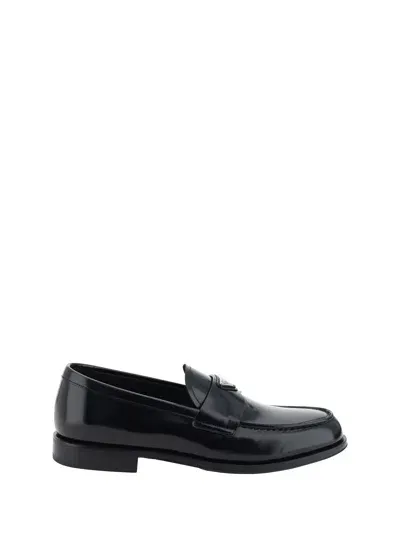 Prada Logo Leather Loafer In Black