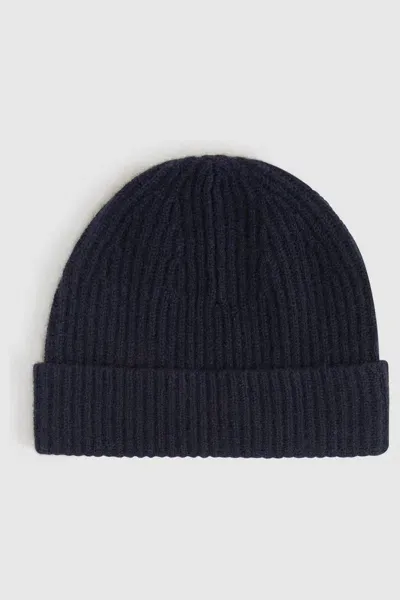 Reiss Dark Navy Atelier Ribbed-cashmere Beanie In Blue