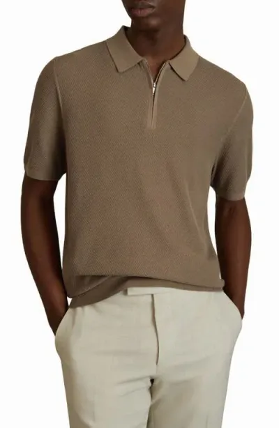 Reiss Ivor Textured Half Zip Polo Sweater In Camel