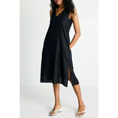 Reistor V-neck Straight Dress In Black