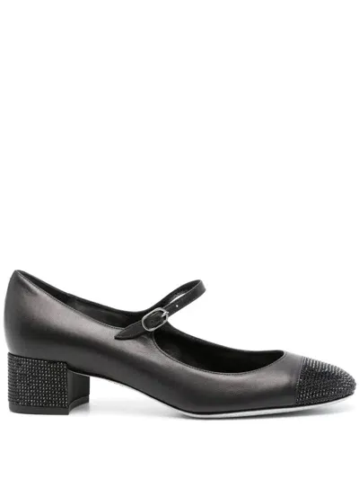 René Caovilla 35mm Kristen Pumps In Black