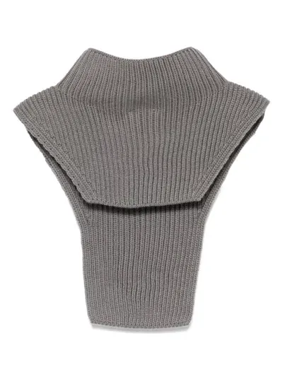 Rier Plastron Neck Warmer In Grey