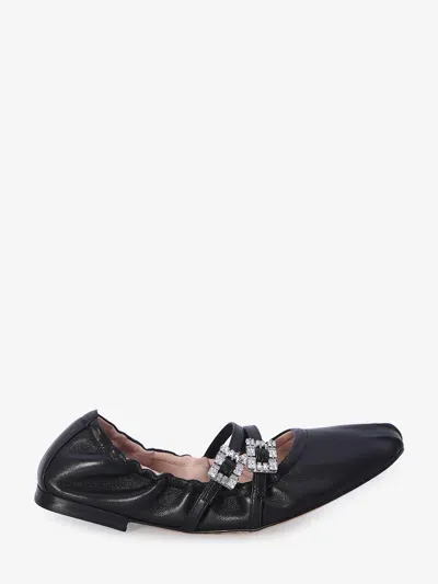 Roger Vivier Shoes In Black