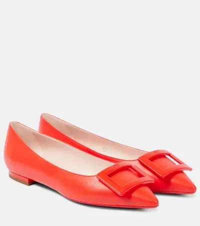 Roger Vivier Gommettine Ball Leather Ballet Flats In Red