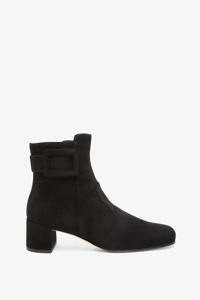 Roger Vivier Tres Vivier Suede Buckle Ankle Booties In Nero