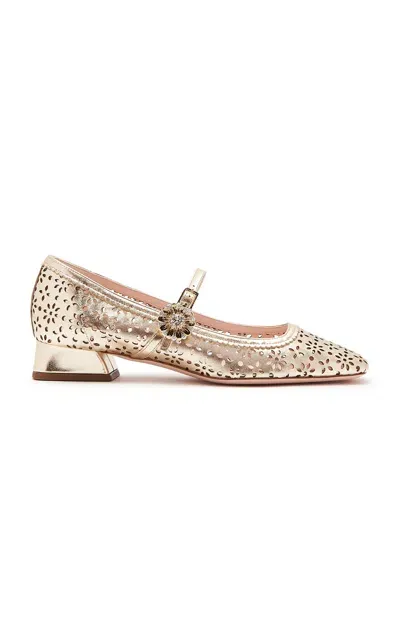 Roger Vivier Tres Vivier Pump In Gold