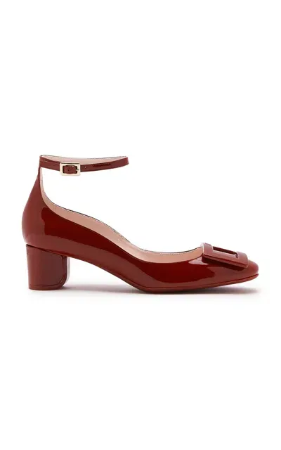 Roger Vivier U Look Pump In Red