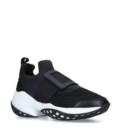 Roger Vivier Viv' Run Sneakers In Black