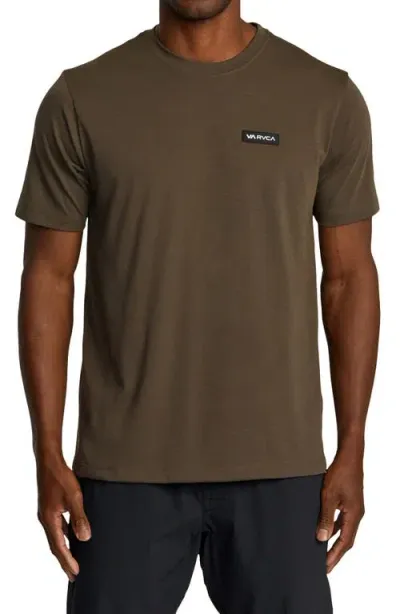 Rvca Icon Performance T-shirt In Chocolate