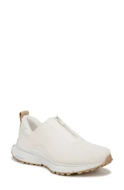 Ryka Rykä Jumpstart Zip Up Walking Shoe In White Alyssum