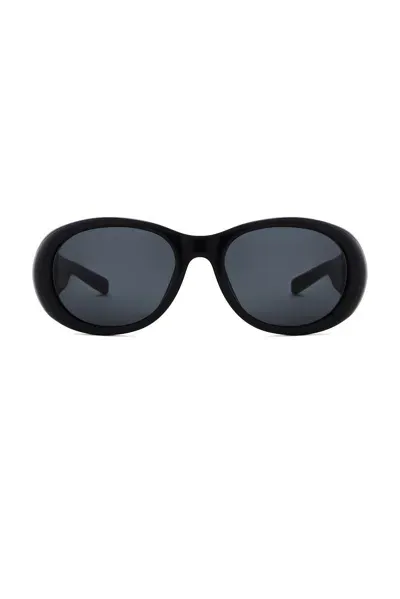 Saint Laurent Oval Sunglasses In Black