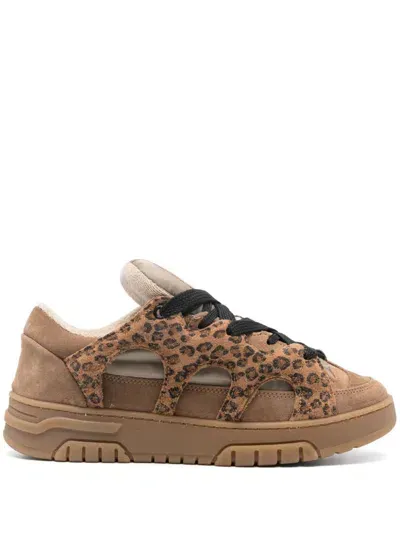 Santha Model 1 Sneakers In Brown