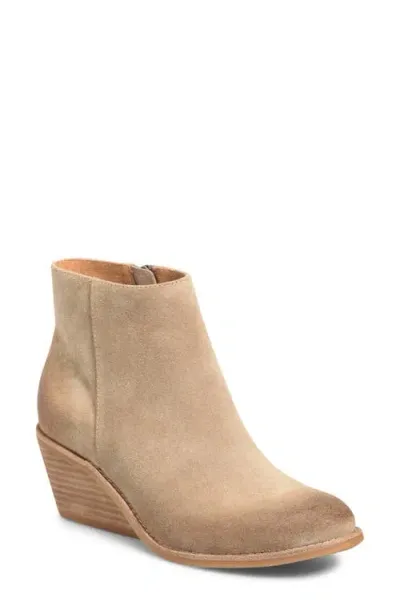 Söfft Nina Wedge Bootie In Barley