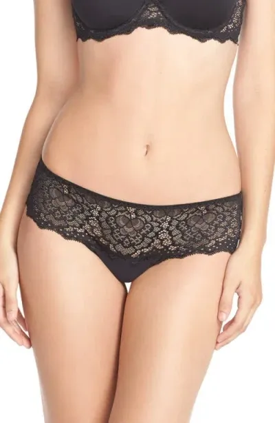 Simone Perele 'caresse' Lace Boyshorts In Black